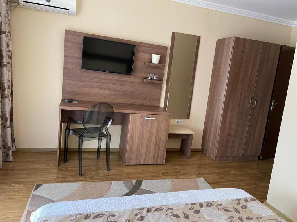 Pensiunea Deian-Clisura Dunarii Moldova Noua Exterior foto